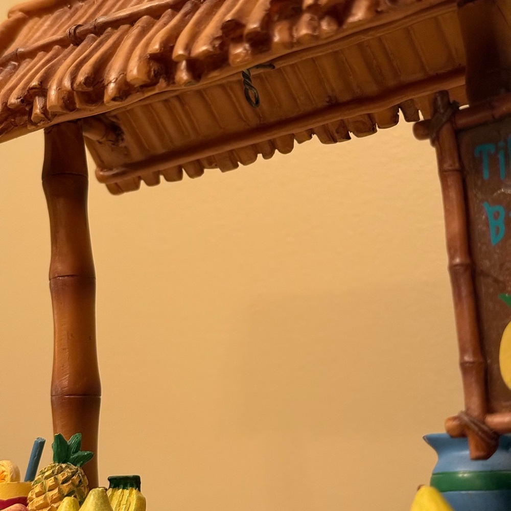 Yankee Candle resin Bamboo Tiki Bar Decor tea light 11” - Picture 4 of 9